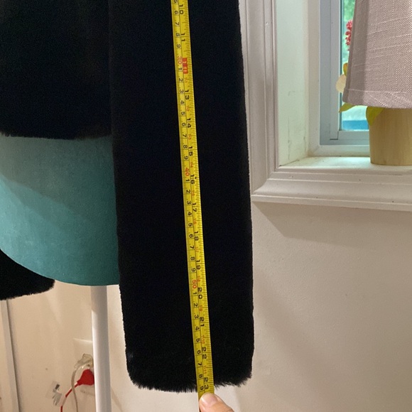 BCBG Paris 3/4 Sleeve Stole - Picture 8 of 9